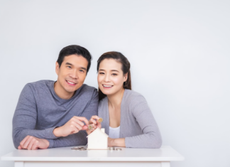 Bảo hiểm nhân thọ cho vợ chồng: Có nên mua không & lưu ý nên biết bảo hiểm nhân thọ cho vợ chồng