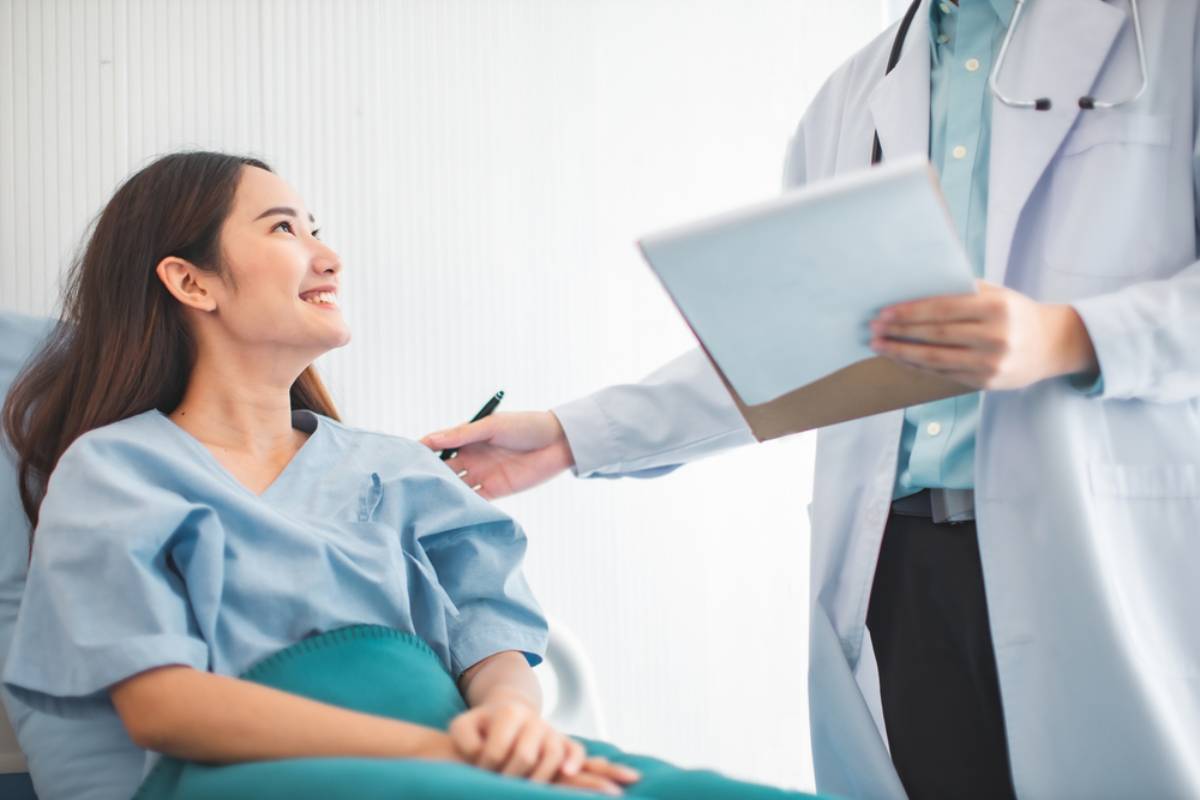 Quyền lợi hỗ trợ tài chính từ bảo hiểm sức khỏe trợ cấp viện phí